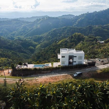 Finca Dona Eva Villa มานิซาเลส ภายนอก รูปภาพ